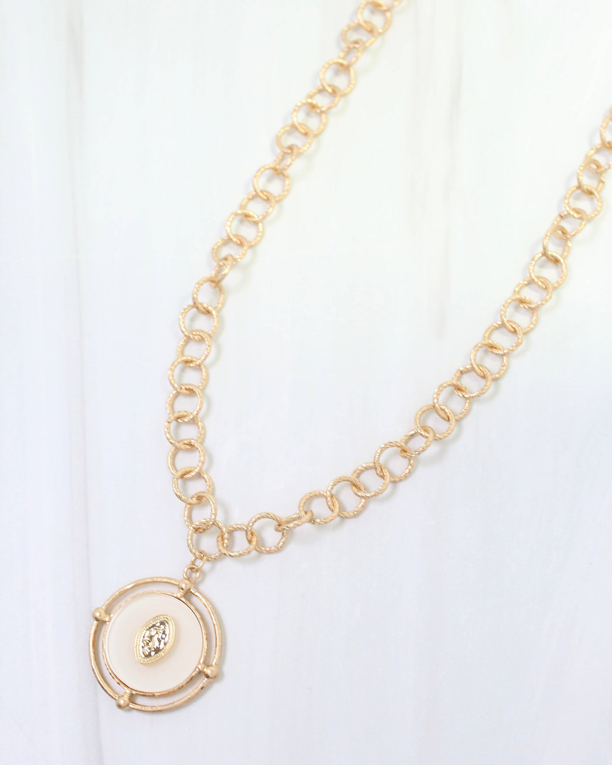 White & Gold Circle Pendant Necklace
