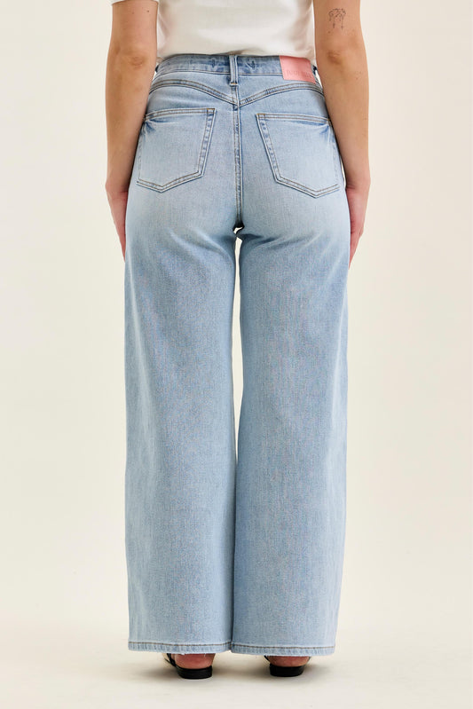 Judy Blue High Waisted Tummy Control Wide Leg - Petite